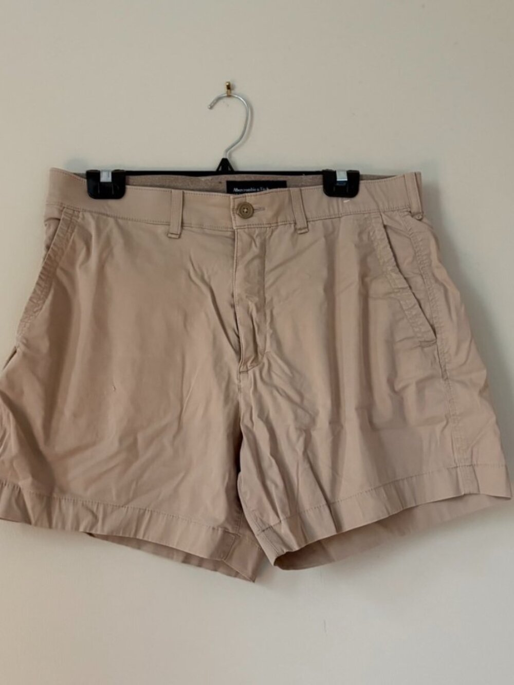 Men's Abercrombie Khaki Shorts - Size 34